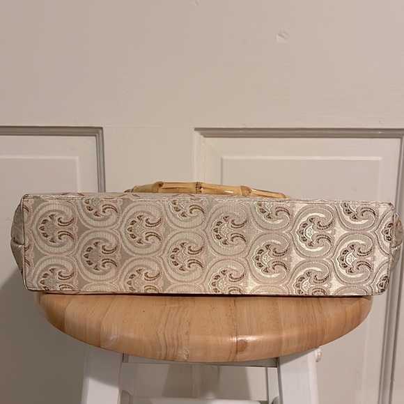 NWOT Authentic Chinese Purse: Silk/Floral Motif - Picture 4 of 4